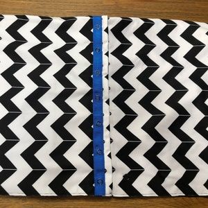 Lululemon Black and White Chevron Vinyasa Scarf